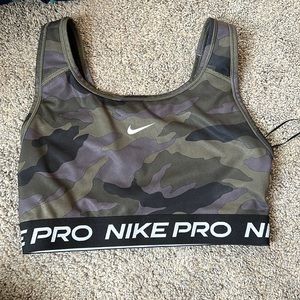nike pro sports bra